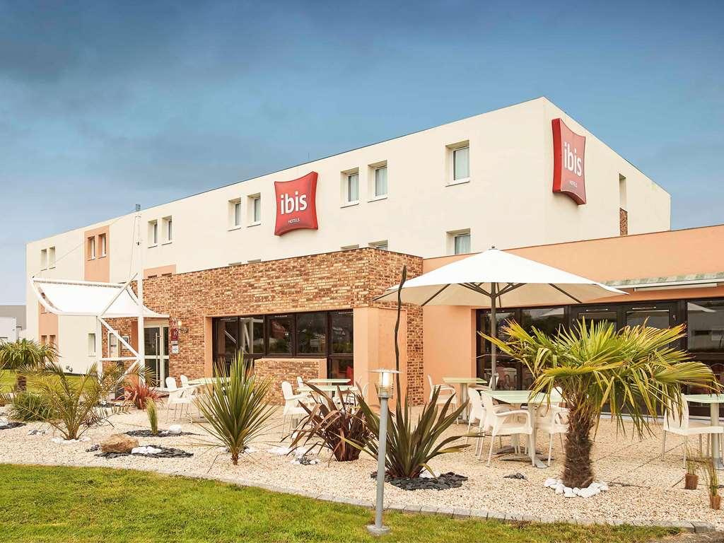 Ibis Auray Hotel Exterior photo