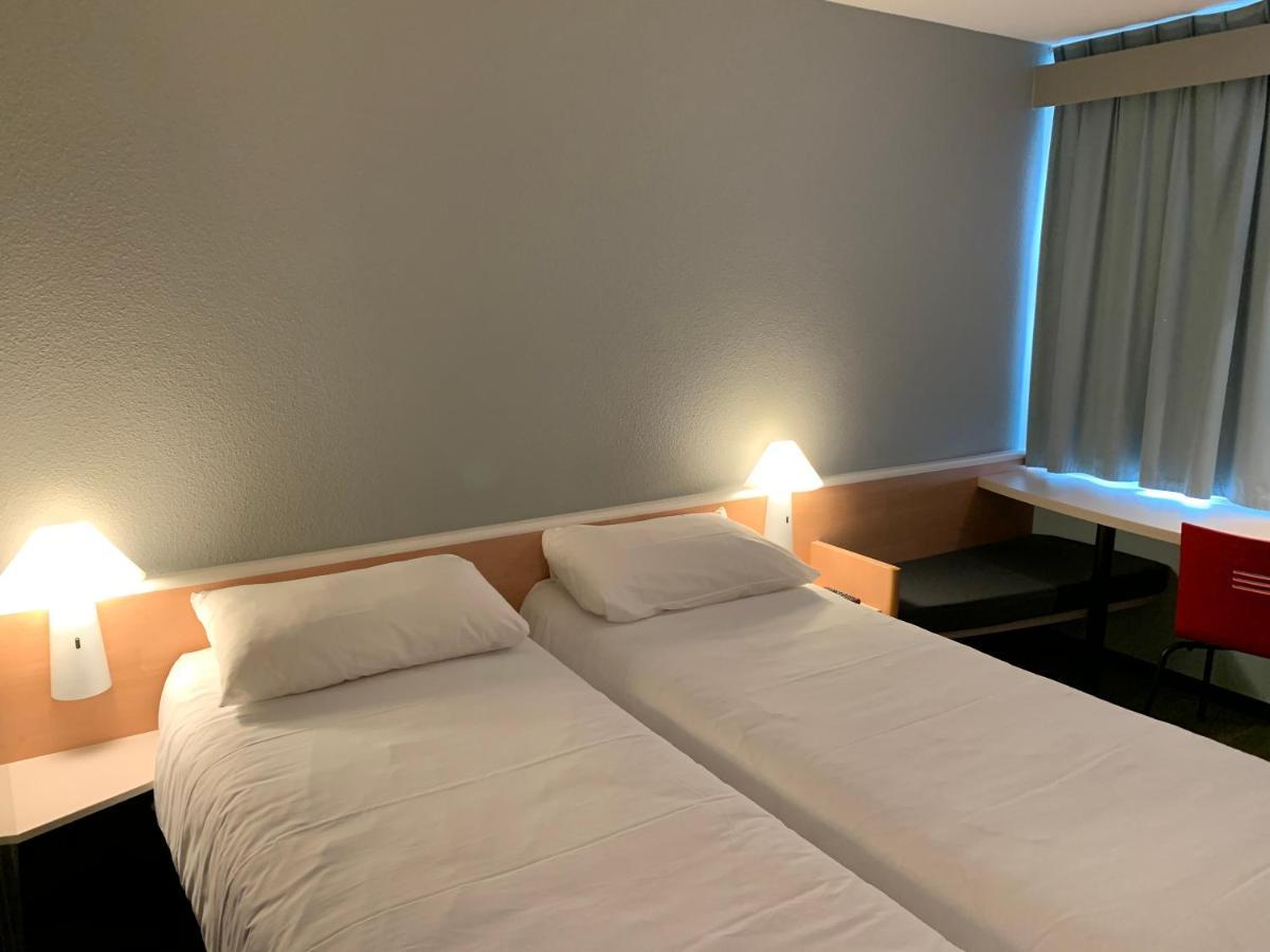 Ibis Auray Hotel Exterior photo