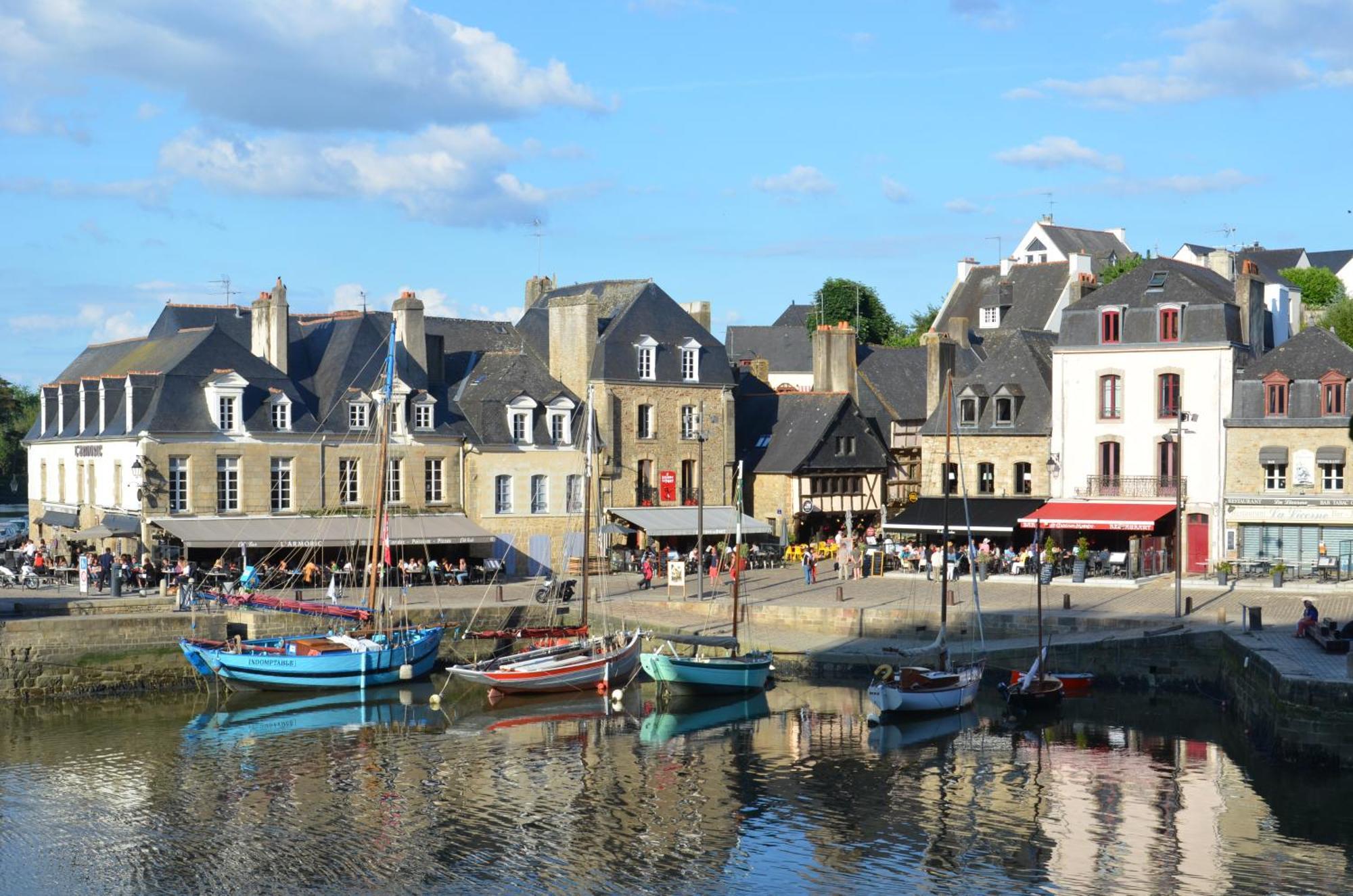 Ibis Auray Hotel Exterior photo