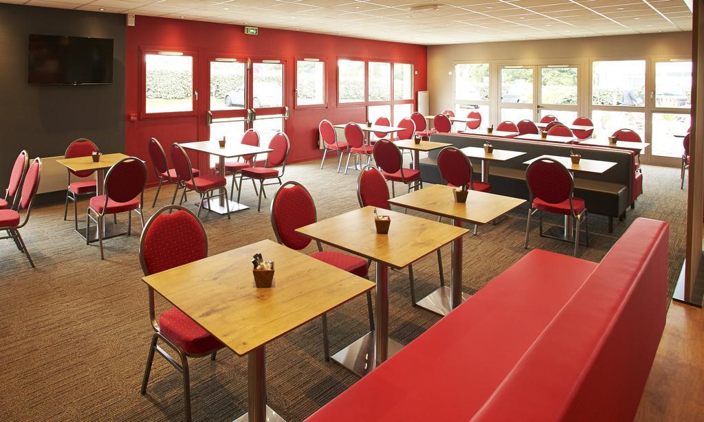 Ibis Auray Hotel Exterior photo