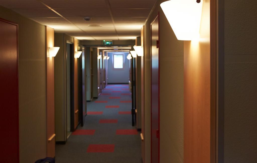 Ibis Auray Hotel Exterior photo