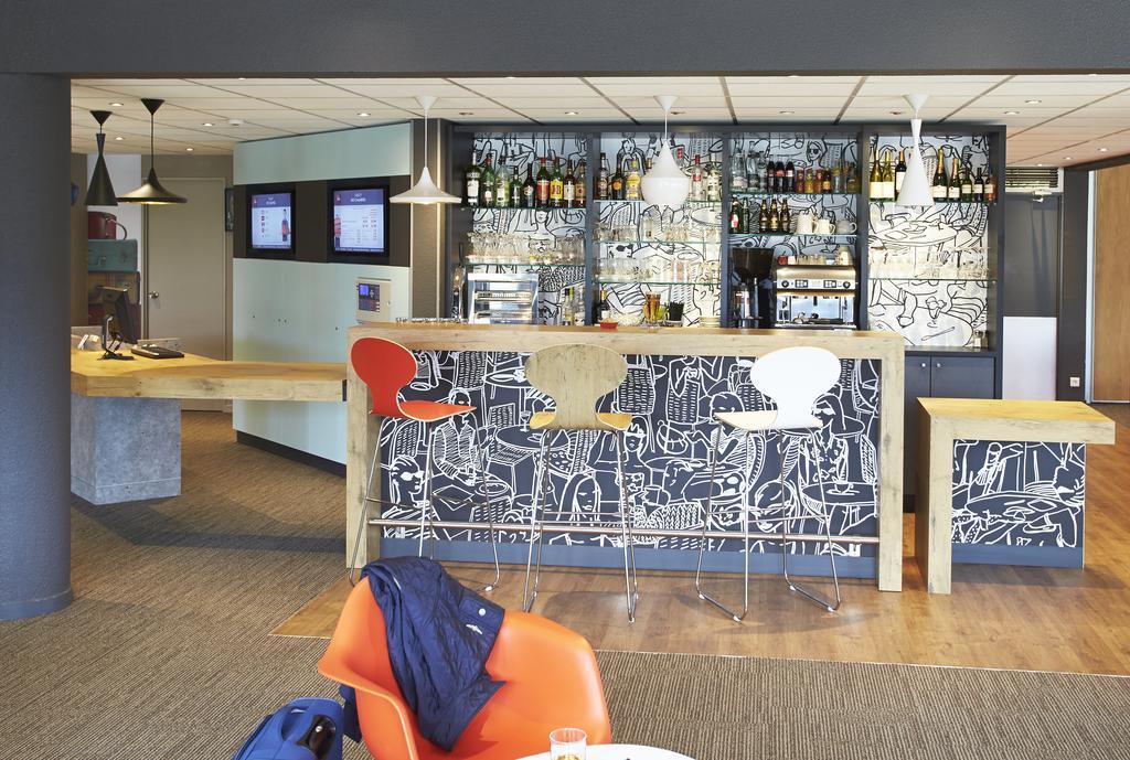 Ibis Auray Hotel Exterior photo