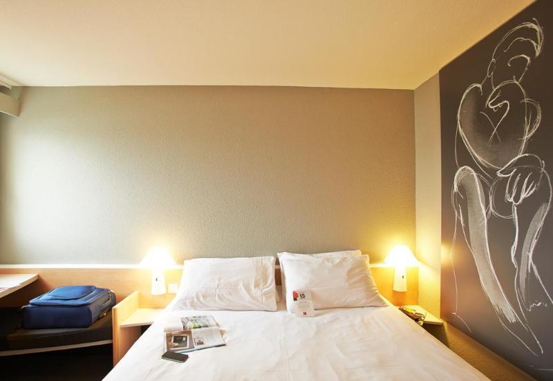 Ibis Auray Hotel Exterior photo
